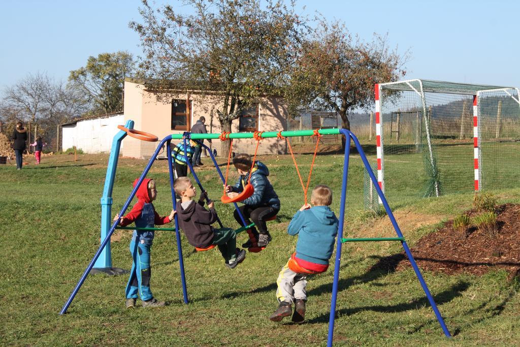 Penzion Rota Pisecne Bagian luar foto